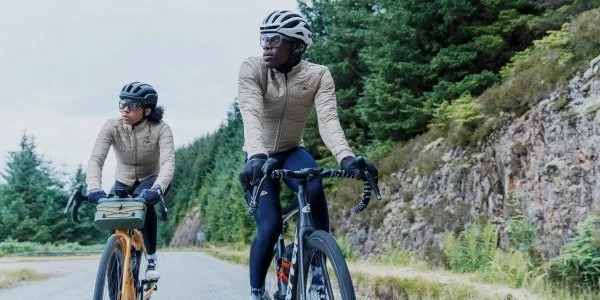 Поступили теплые велокуртки Cafe du Cycliste